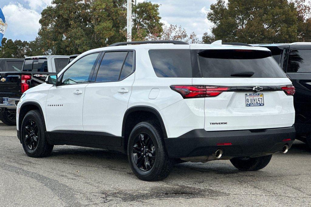 used 2023 Chevrolet Traverse car, priced at $23,499