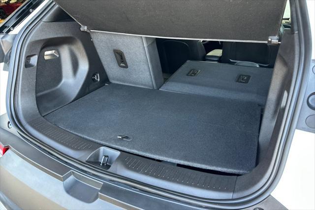 used 2023 Chevrolet Bolt EUV car, priced at $21,999