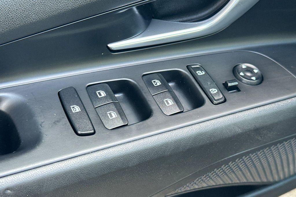 used 2021 Hyundai Elantra car, priced at $14,899