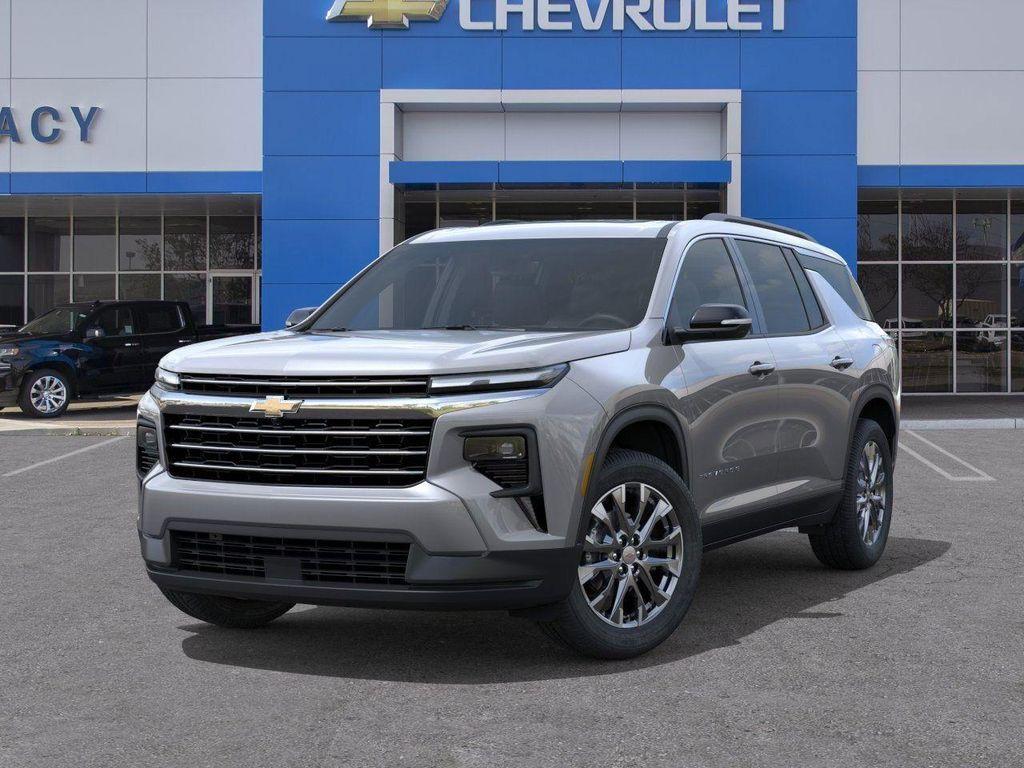 new 2026 Chevrolet Traverse car, priced at $45,195