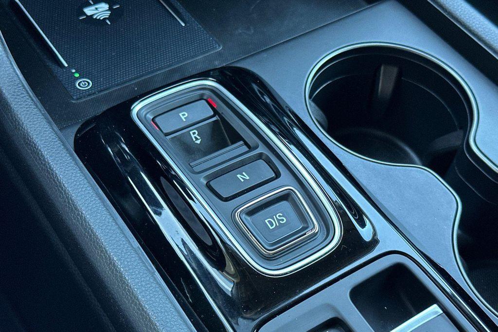 used 2023 Honda Pilot car, priced at $34,886