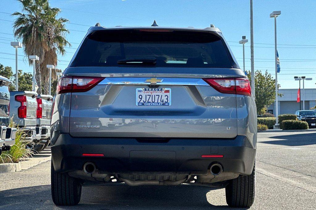 used 2021 Chevrolet Traverse car, priced at $18,999