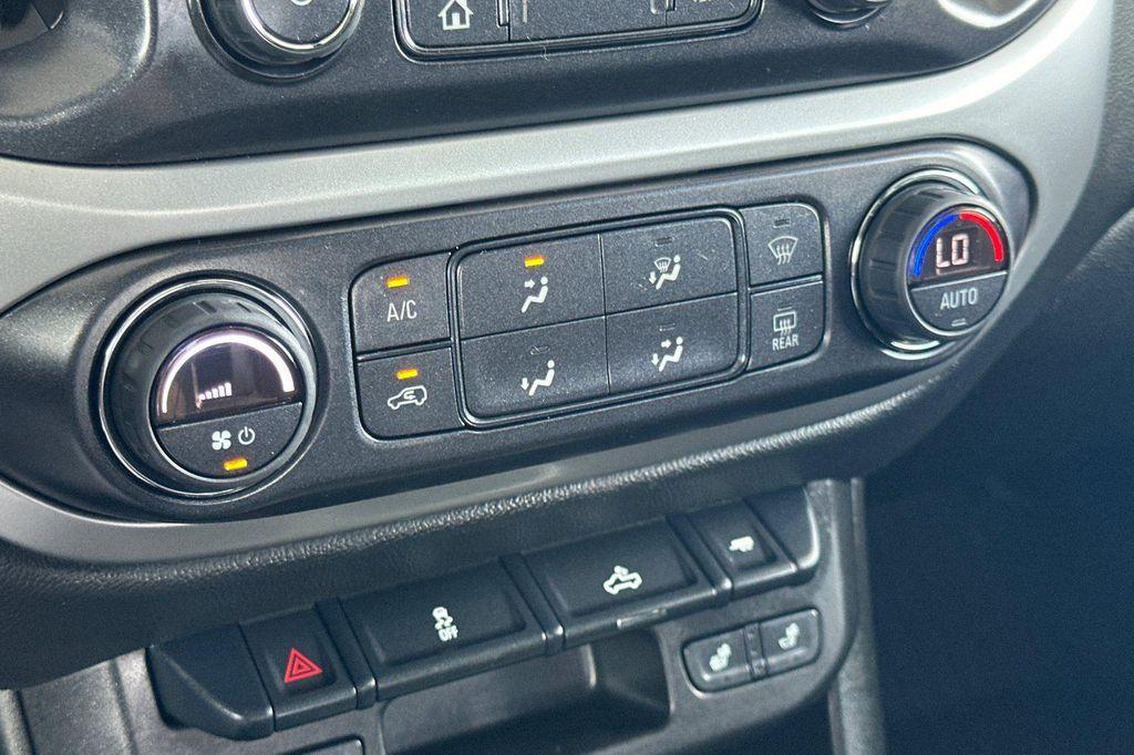used 2022 Chevrolet Colorado car, priced at $26,999