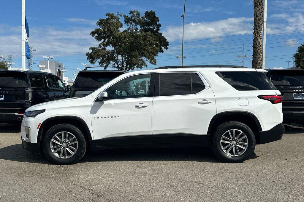 used 2023 Chevrolet Traverse car, priced at $32,699
