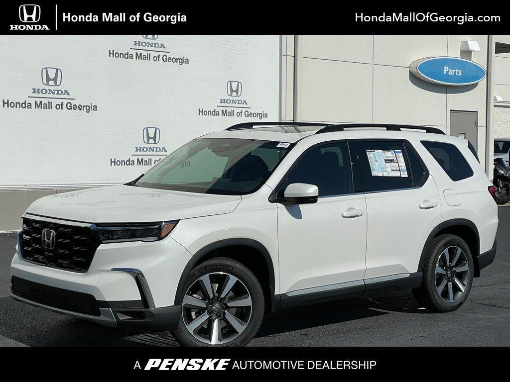 new 2025 Honda Pilot car, priced at $49,405
