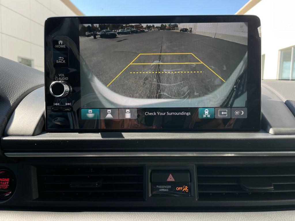 new 2025 Honda Pilot car, priced at $53,405