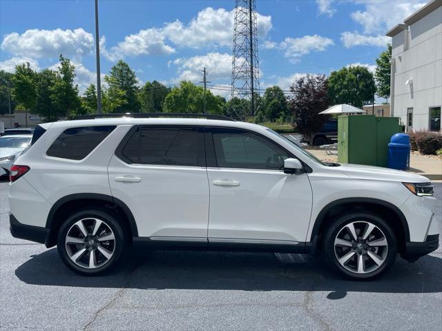 used 2023 Honda Pilot car, priced at $43,980