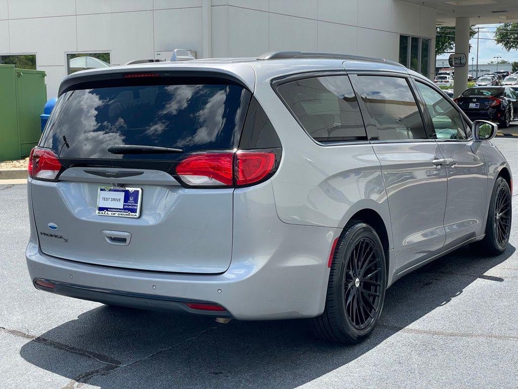 used 2018 Chrysler Pacifica car, priced at $11,980