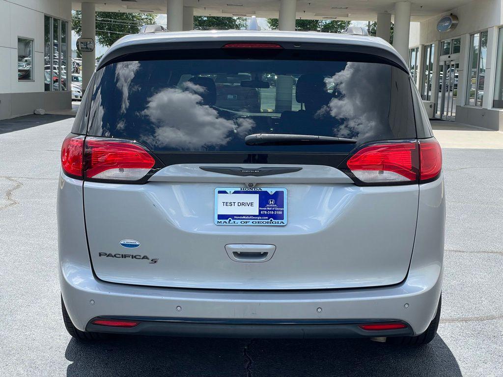 used 2018 Chrysler Pacifica car, priced at $11,980
