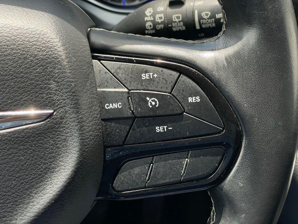 used 2018 Chrysler Pacifica car, priced at $11,980