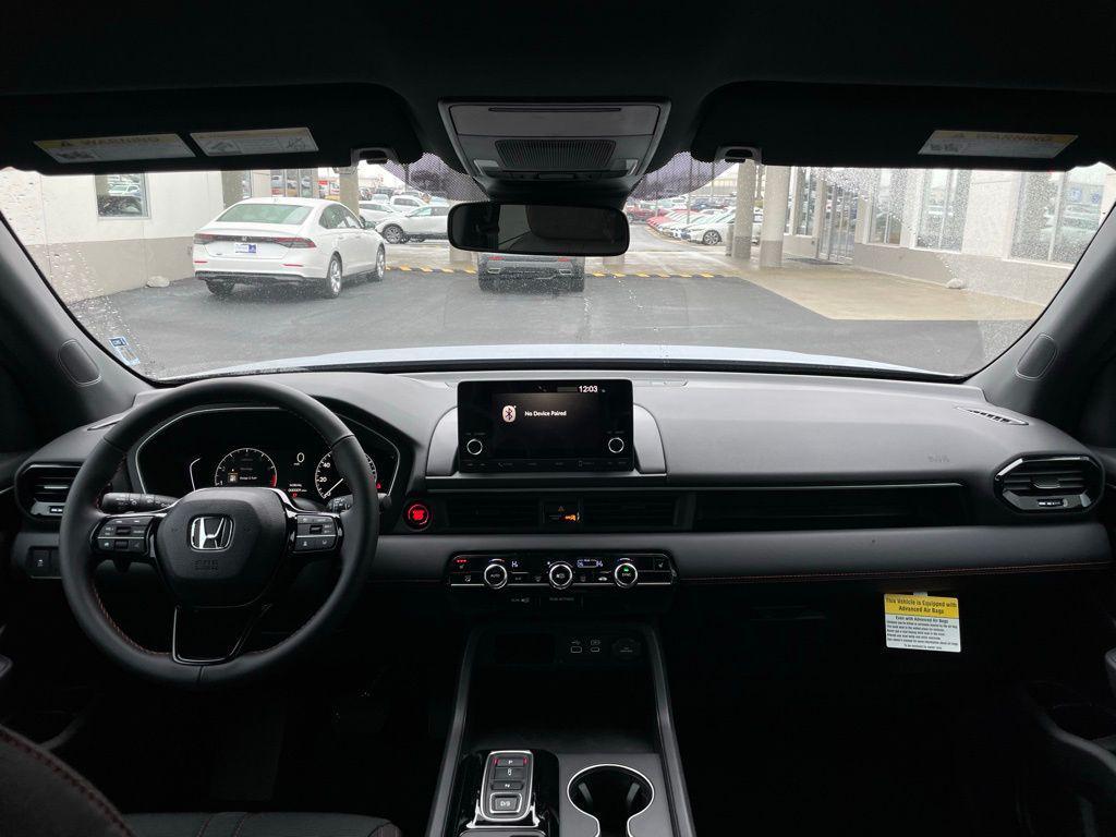 new 2025 Honda Pilot car, priced at $44,980