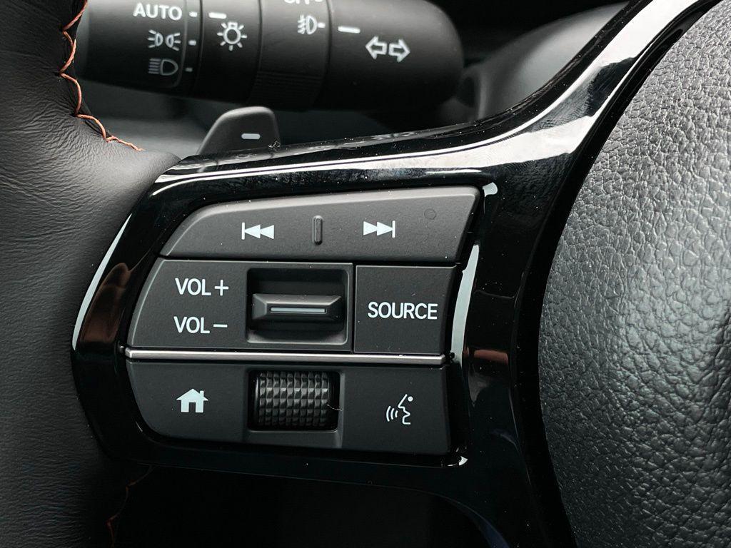 new 2025 Honda Pilot car, priced at $44,980