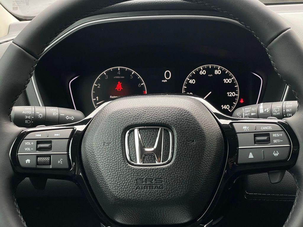 new 2025 Honda Pilot car, priced at $51,095