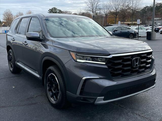 new 2025 Honda Pilot car, priced at $46,795