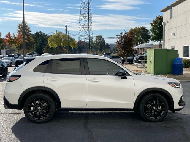 new 2025 Honda HR-V car, priced at $29,305