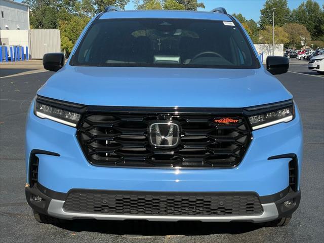 new 2025 Honda Pilot car, priced at $51,250