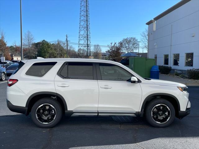 new 2025 Honda Pilot car, priced at $49,650