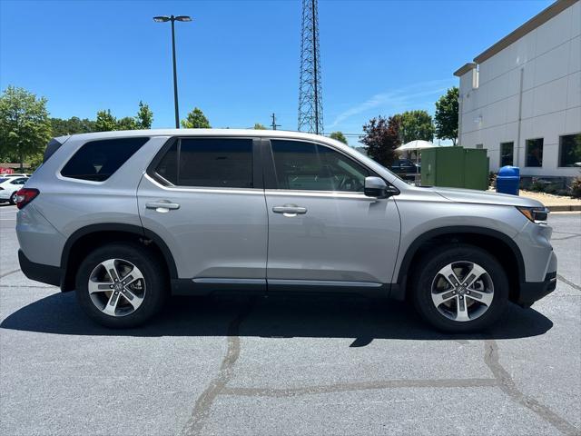 new 2025 Honda Pilot car, priced at $46,375