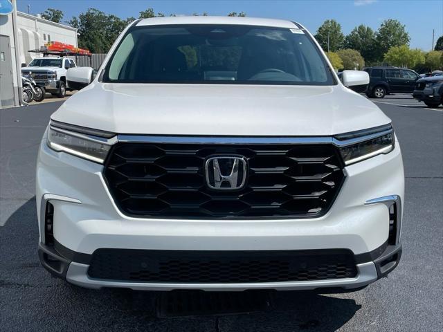 new 2025 Honda Pilot car, priced at $47,880