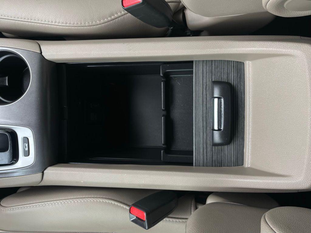 used 2017 Honda Pilot car, priced at $27,980