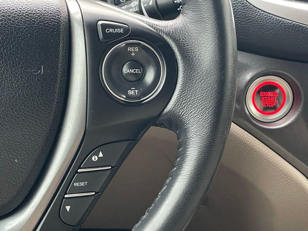 used 2017 Honda Pilot car, priced at $27,980