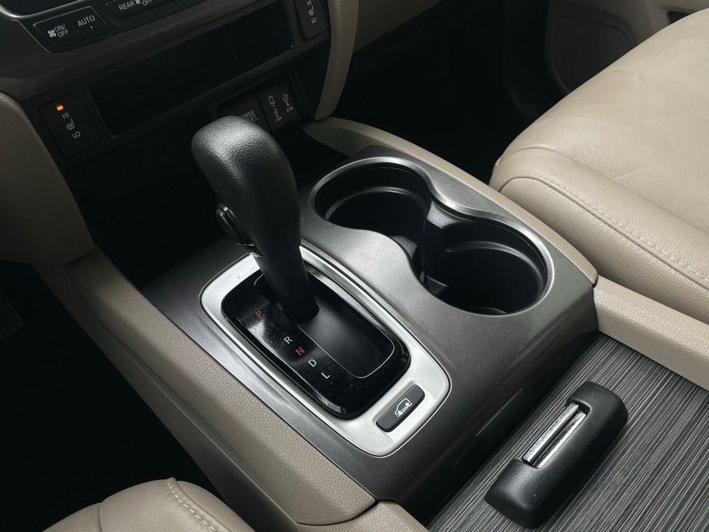 used 2017 Honda Pilot car, priced at $27,980