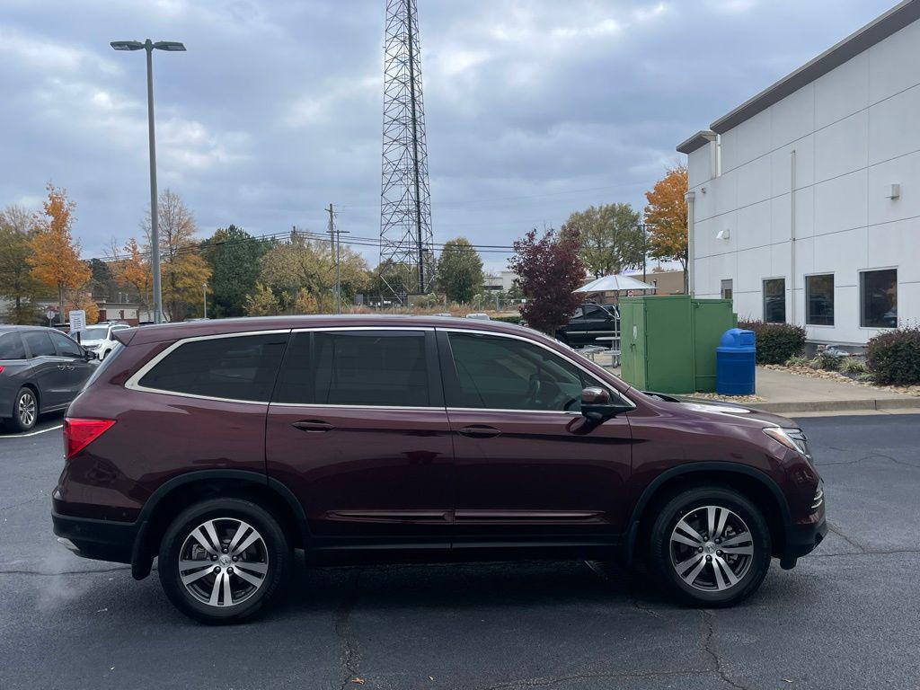 used 2017 Honda Pilot car, priced at $27,980