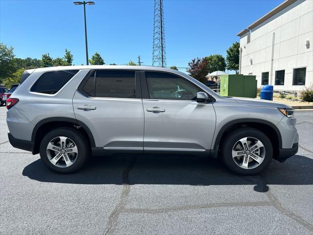 new 2025 Honda Pilot car, priced at $48,895