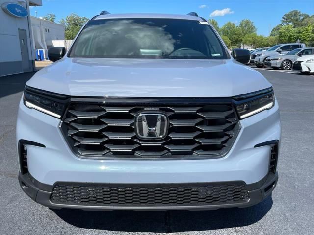 new 2025 Honda Pilot car, priced at $44,205