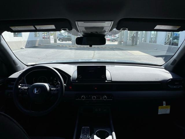 new 2025 Honda Pilot car, priced at $44,205