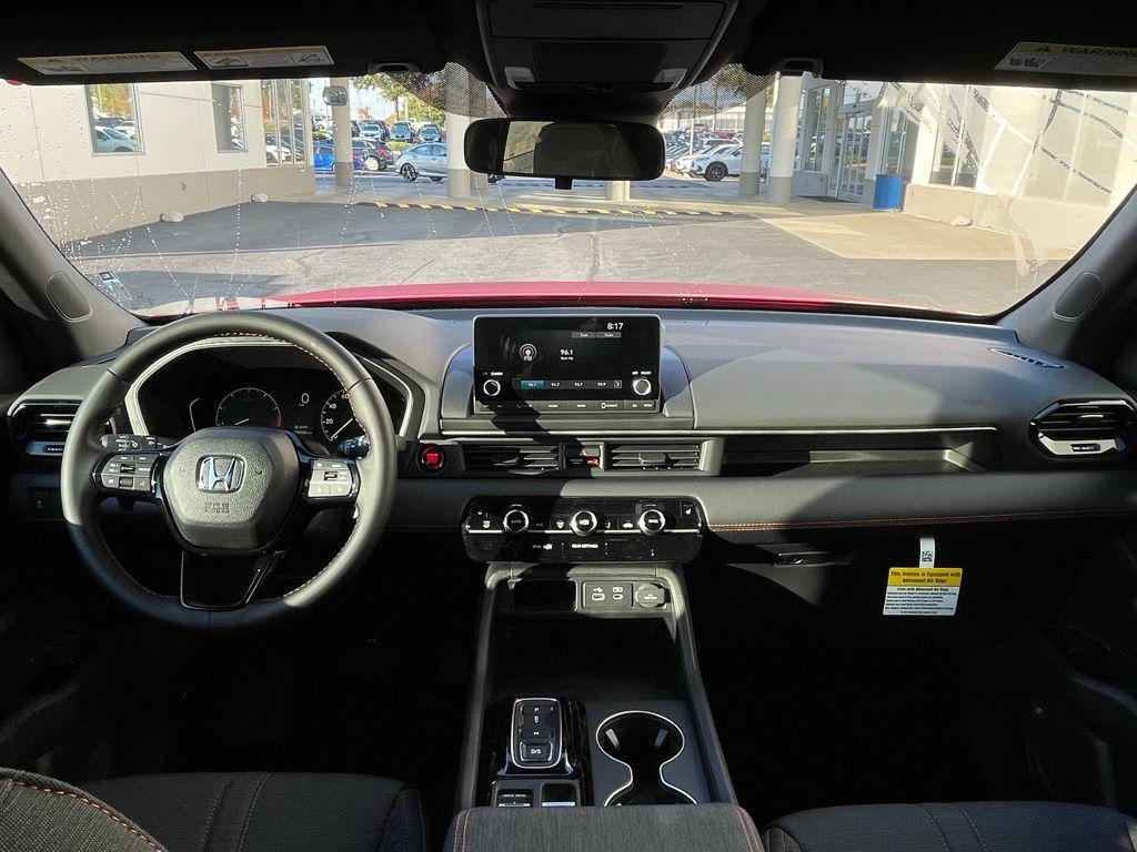 new 2025 Honda Pilot car, priced at $42,150