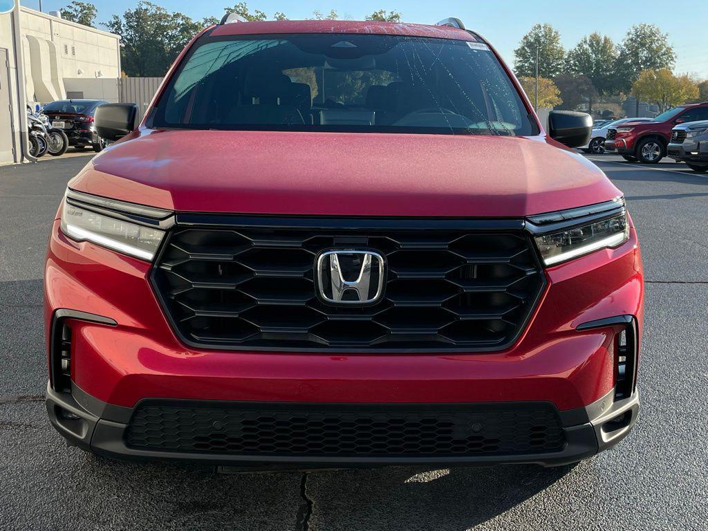 new 2025 Honda Pilot car, priced at $42,150