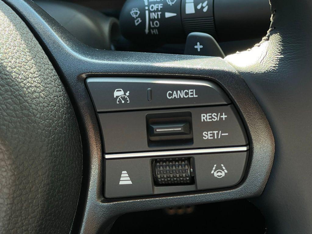 new 2025 Honda Accord Hybrid car, priced at $35,305