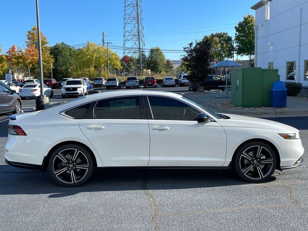 new 2025 Honda Accord Hybrid car, priced at $35,305