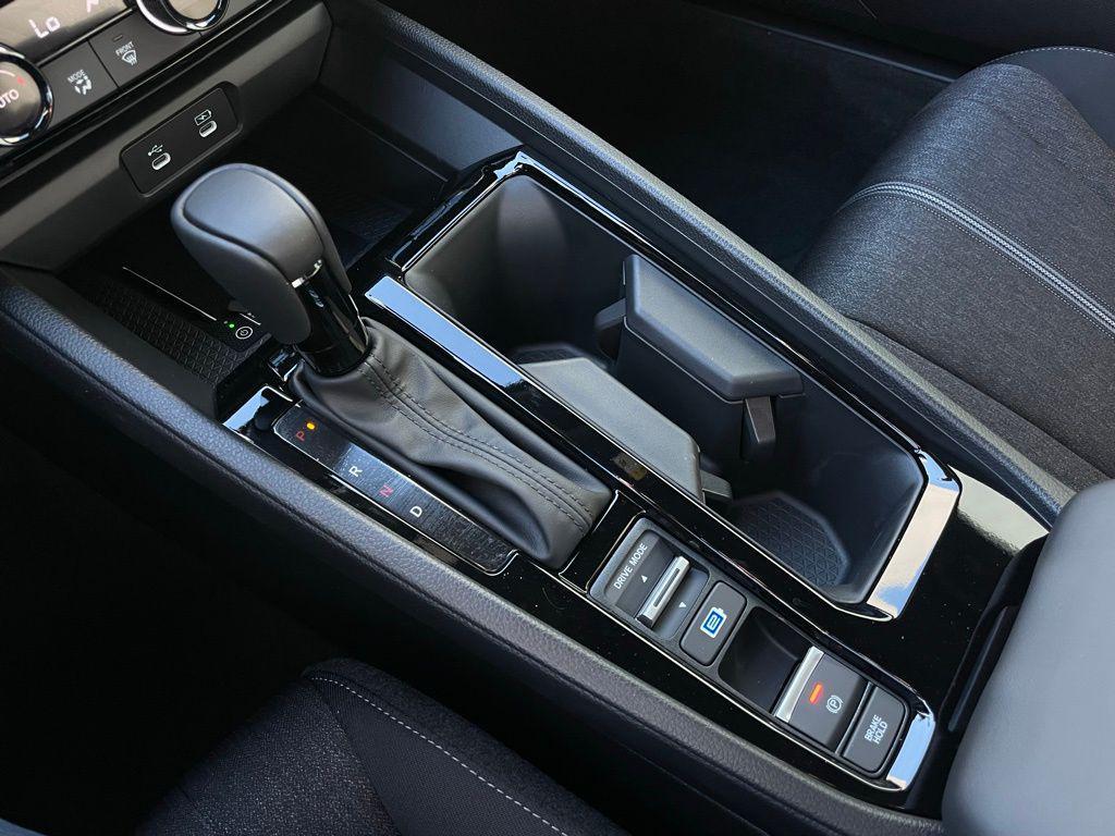new 2025 Honda Accord Hybrid car, priced at $35,305