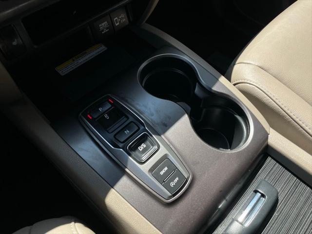 used 2022 Honda Pilot car, priced at $32,980