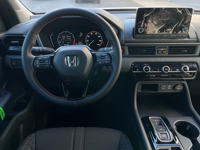 new 2025 Honda Pilot car, priced at $42,105