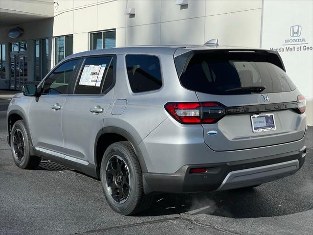 new 2025 Honda Pilot car, priced at $44,950