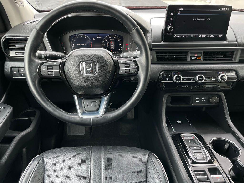 used 2023 Honda Pilot car, priced at $42,480