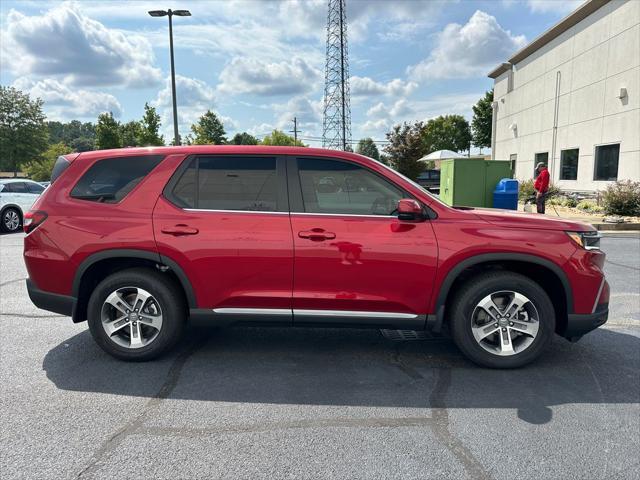 new 2025 Honda Pilot car, priced at $47,550