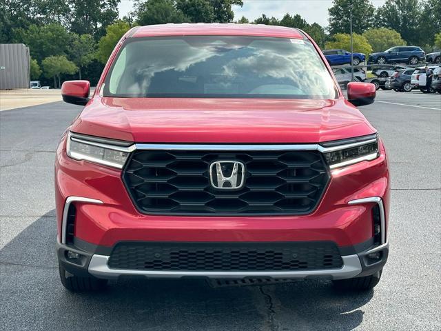 new 2025 Honda Pilot car, priced at $47,550