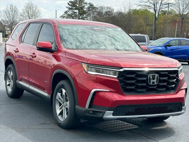 new 2025 Honda Pilot car, priced at $47,550