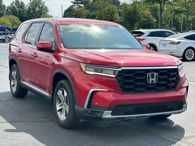 new 2025 Honda Pilot car, priced at $47,550