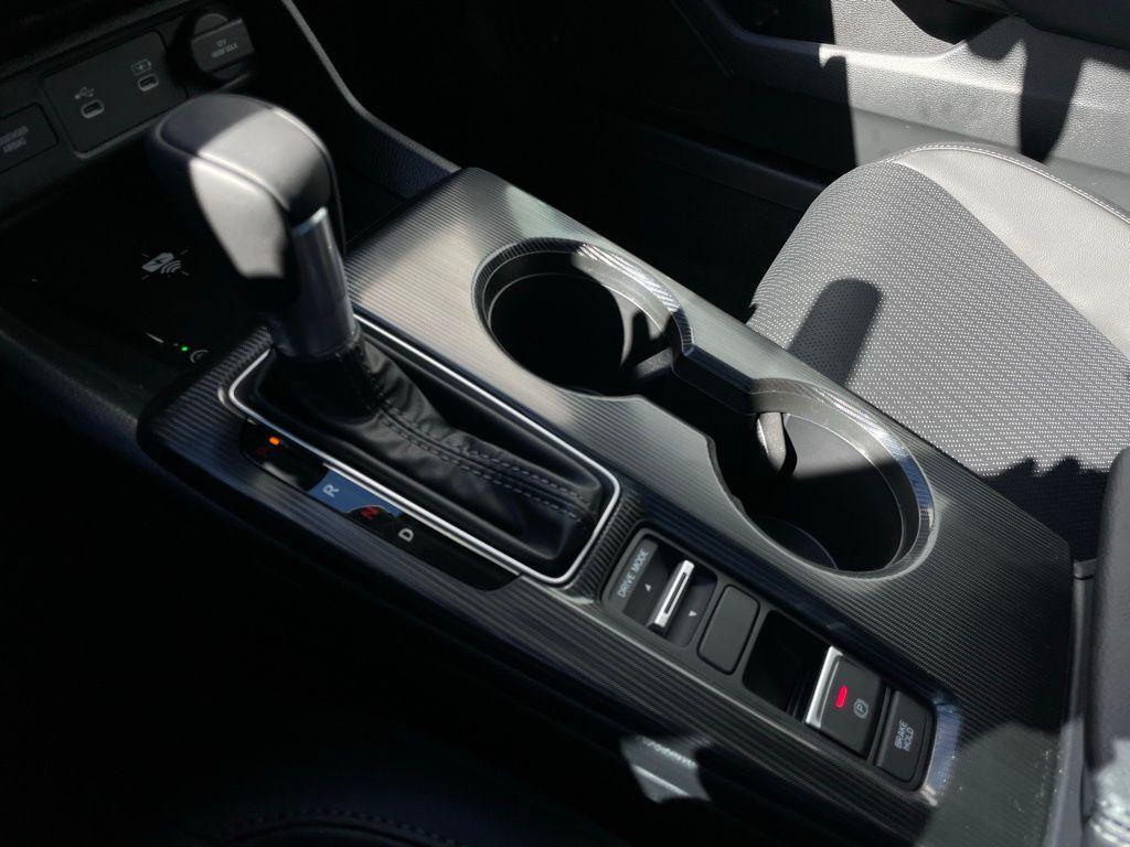 new 2026 Honda Civic Hybrid car, priced at $33,945