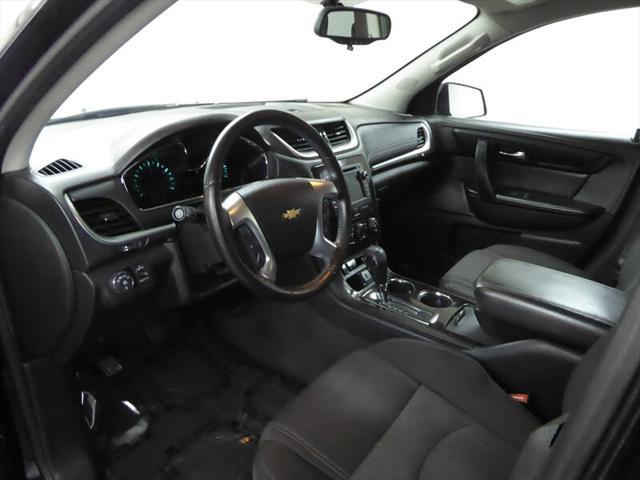 used 2015 Chevrolet Traverse car, priced at $5,000