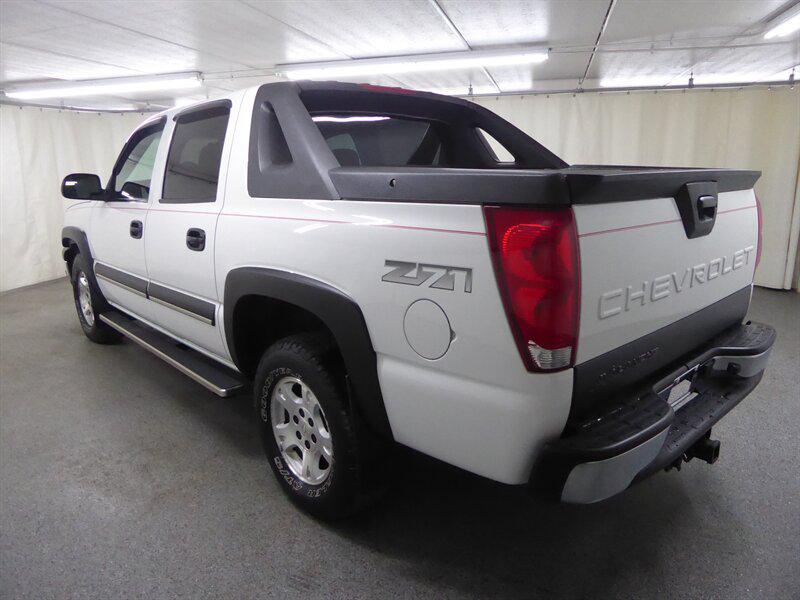 used 2003 Chevrolet Avalanche car, priced at $20,500