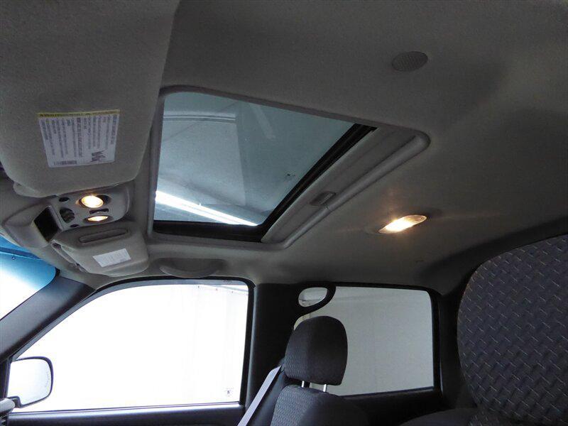 used 2003 Chevrolet Avalanche car, priced at $20,500