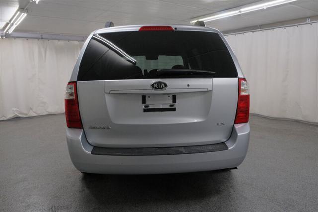 used 2006 Kia Sedona car, priced at $1,950