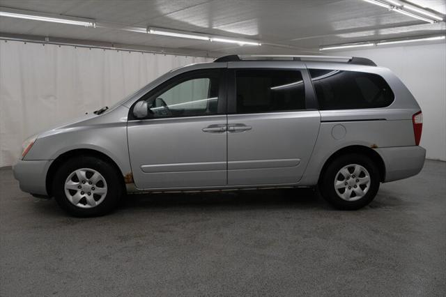 used 2006 Kia Sedona car, priced at $1,950