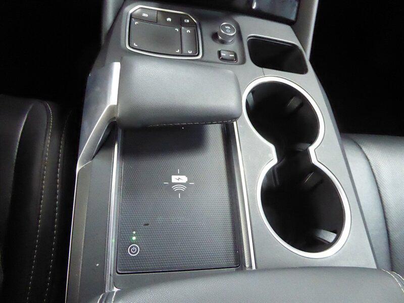 used 2023 Acura MDX car, priced at $27,500